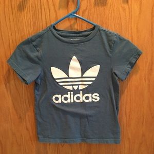 Kids adidas t-shirt size XS